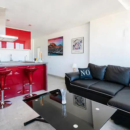 Suite, & Mountain View *