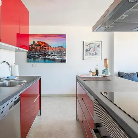 Suite, & Mountain View Apartment *